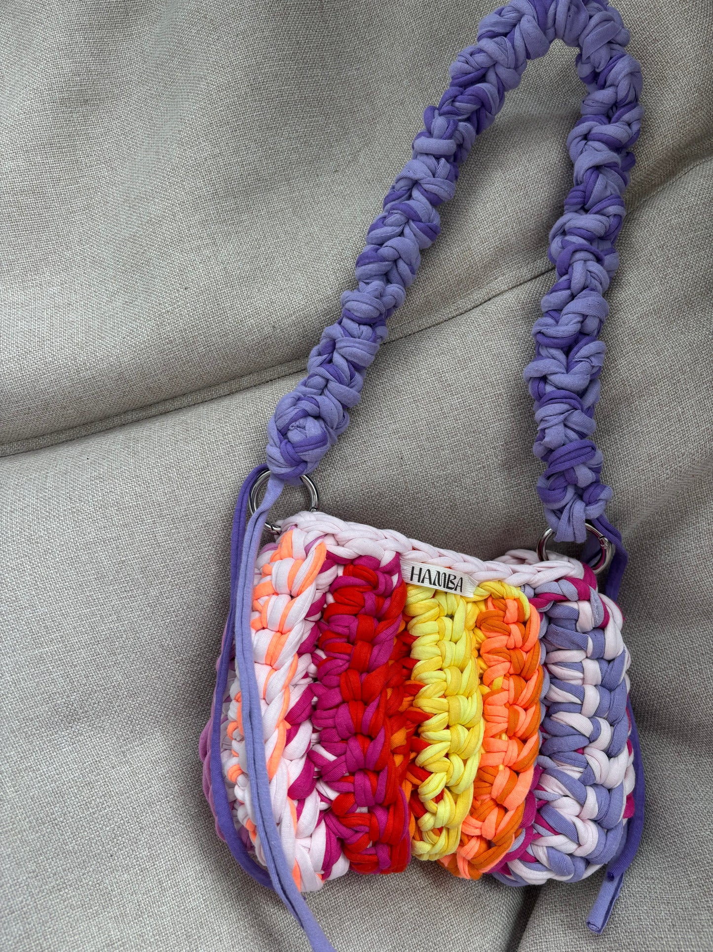 Lola Rainbow