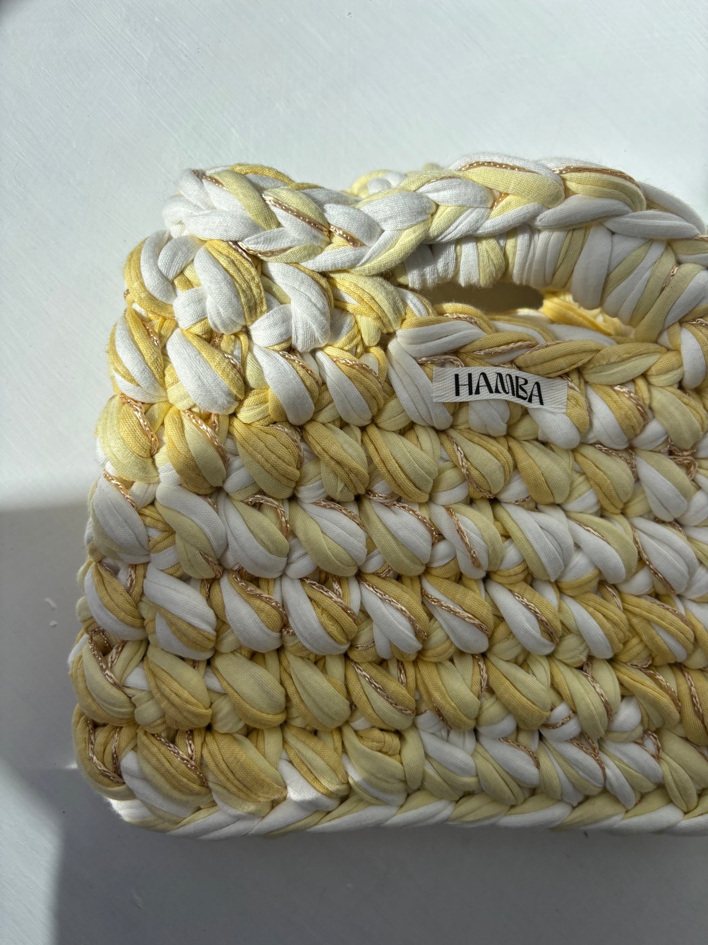 Liv butter yellow gold