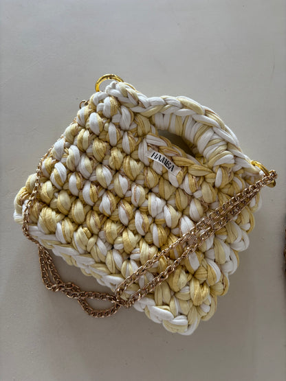 Liv butter yellow gold